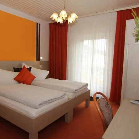 Torwirt Hotell *